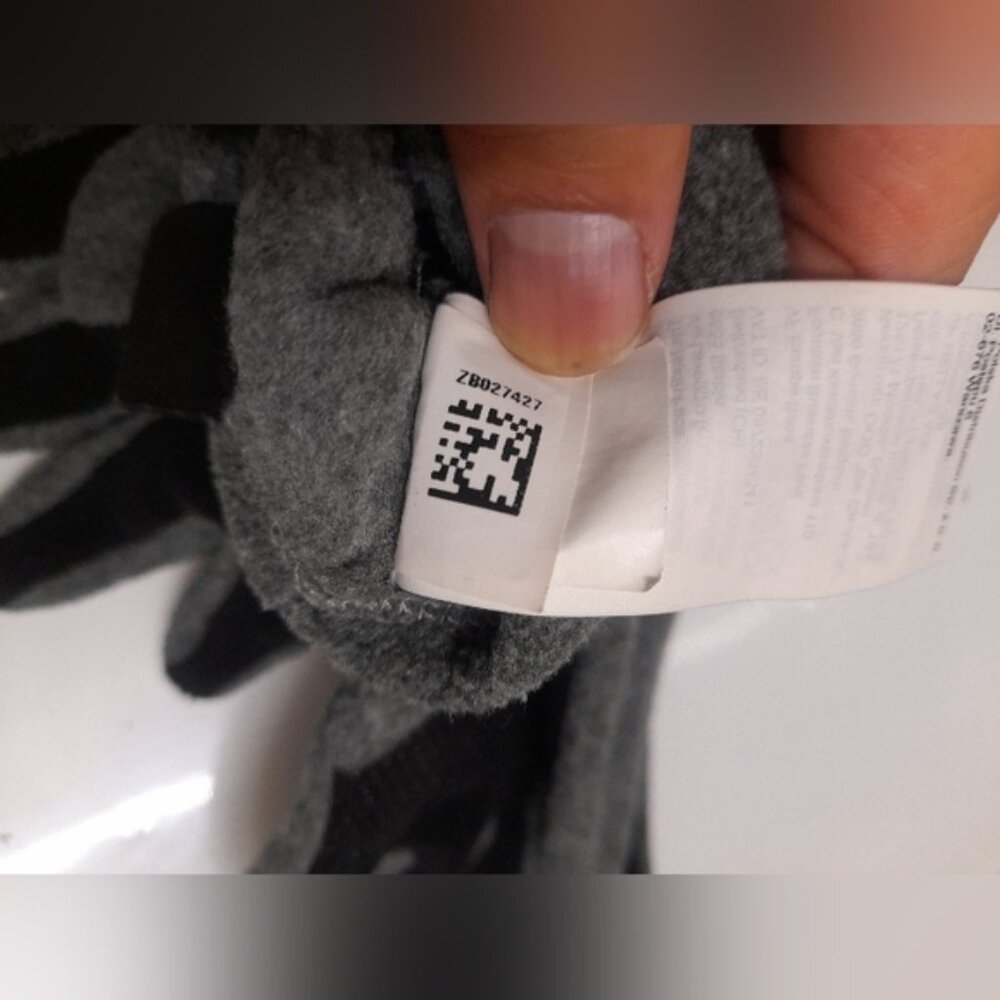 THE NORTH FACE - Youth Mittens - Size: Medium - Picture 7 of 9
